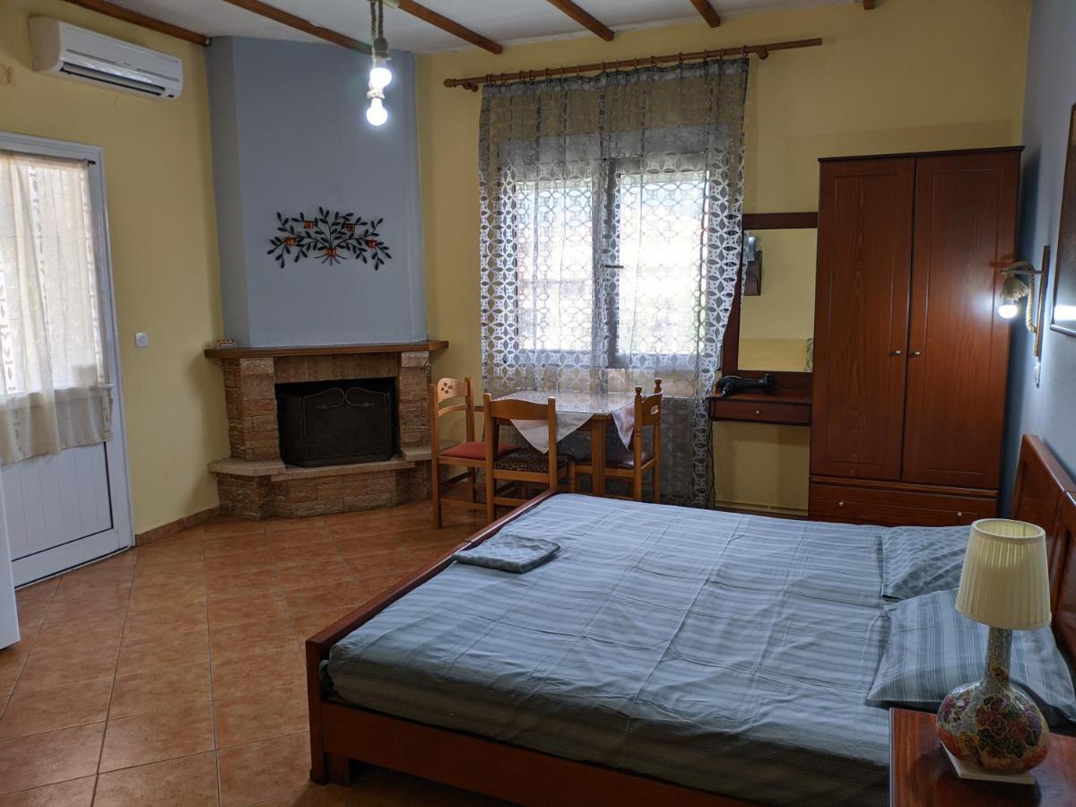 Alexandros Guesthouse Órma Exteriér fotografie